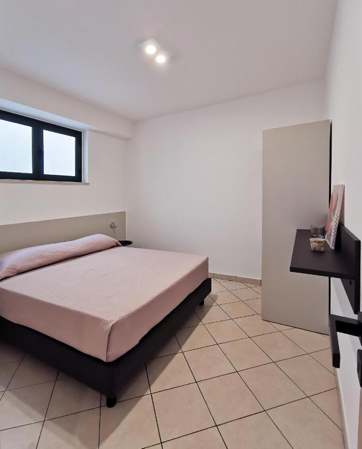 Capo dʼOrlando Magico Apartments - 450M Dalla Spiaggia מראה חיצוני תמונה