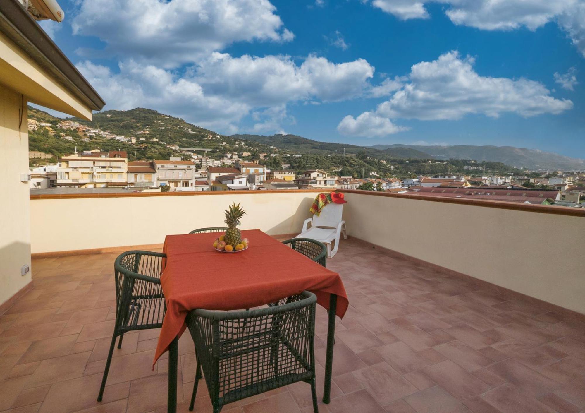 Capo dʼOrlando Magico Apartments - 450M Dalla Spiaggia מראה חיצוני תמונה