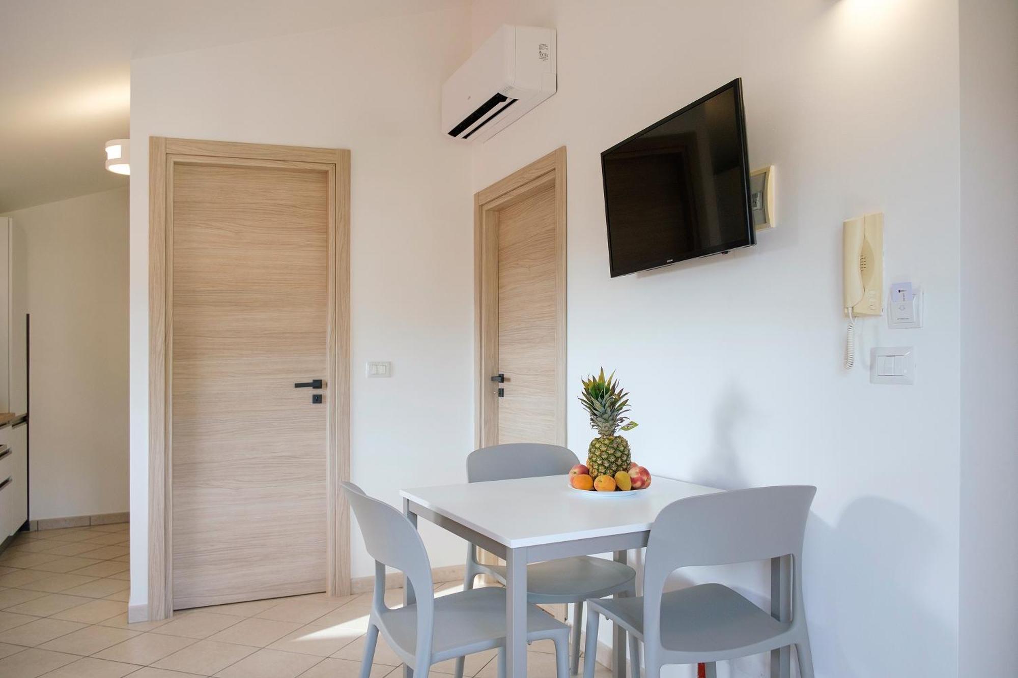 Capo dʼOrlando Magico Apartments - 450M Dalla Spiaggia מראה חיצוני תמונה
