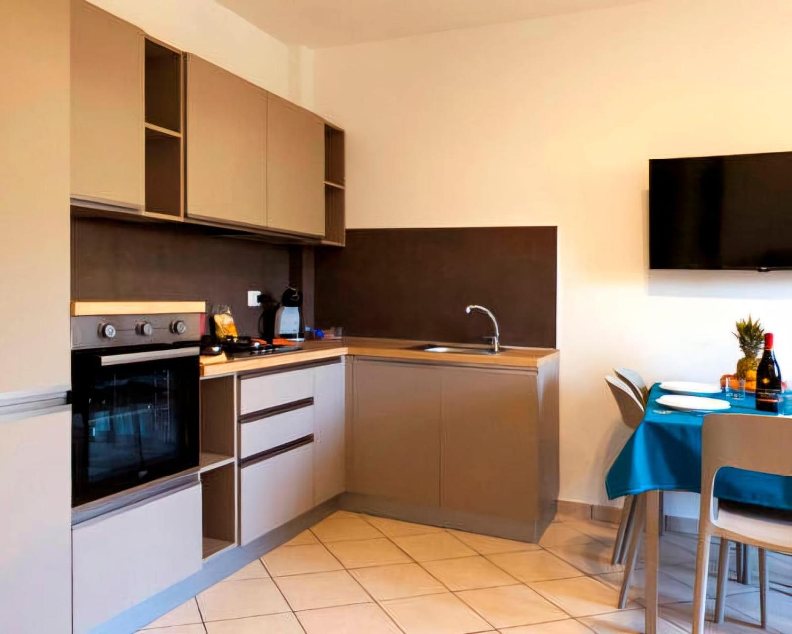 Capo dʼOrlando Magico Apartments - 450M Dalla Spiaggia מראה חיצוני תמונה